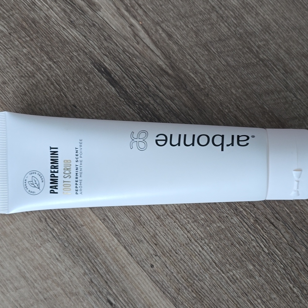 Arbonne Pampermint Foot Scrub